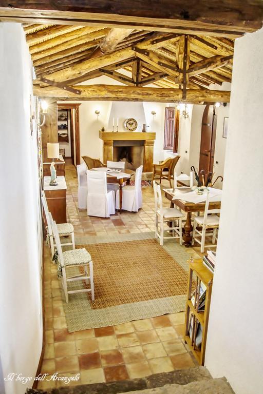 Séjour à la ferme Il Borgo Dell'arcangelo Barùmini