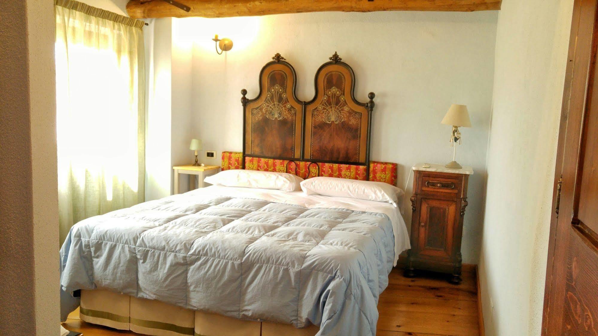 Il Borgo Dell'arcangelo Agroturismo *
